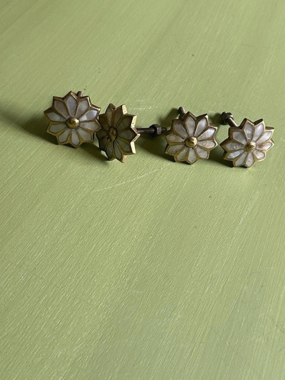 Floral Flower pull/knobs - Picture 4 of 7